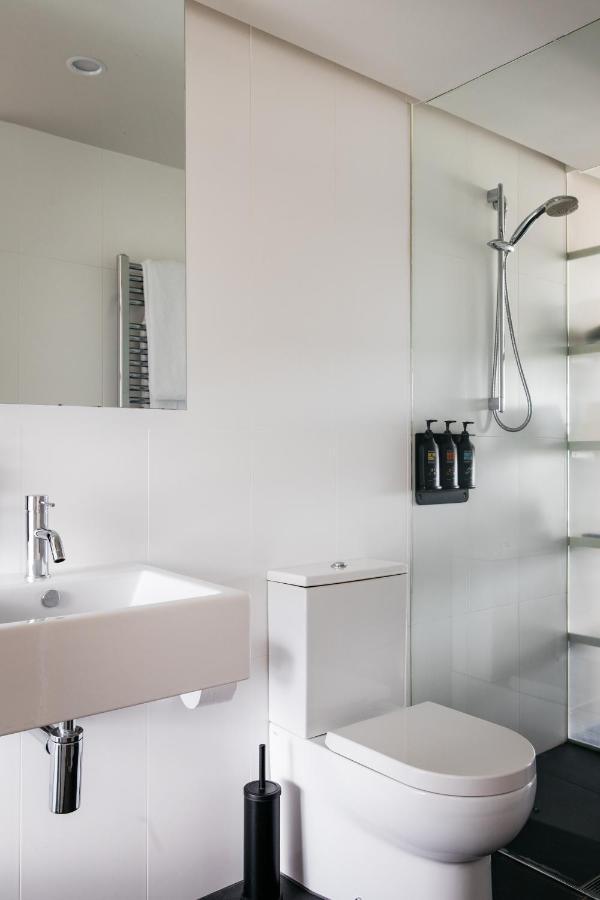 Nishi Apartments Eco Living By Ovolo Canberra Extérieur photo
